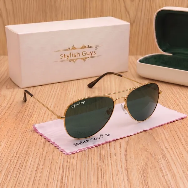 Sunglasses_For_Men_With_Black_Glass_Golden_Frame_3026_Aviator_Sunglass_By_Sunglasses_Deal_Black_Golden
