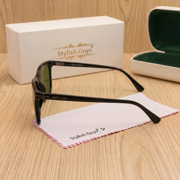 Sunglasses_For_Men_With_Green_Glass_Black_Frame_4708_Square_Sunglass_By_Sunglasses_Deal_Green_Black