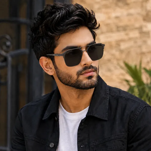 Sunglasses_For_Men_With_Black_Glass_Grey_Frame_04_Square_Polarized_Sunglass_By_Sunglasses_Deal_Black_Grey