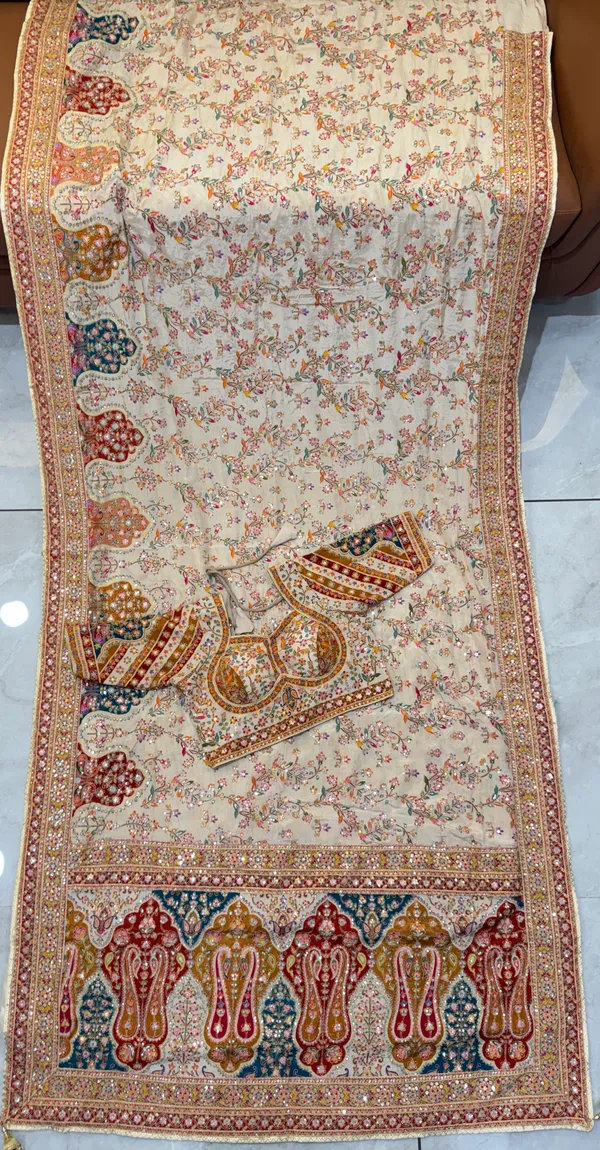 Cream_Pure_Viscose_Saree_For_Women