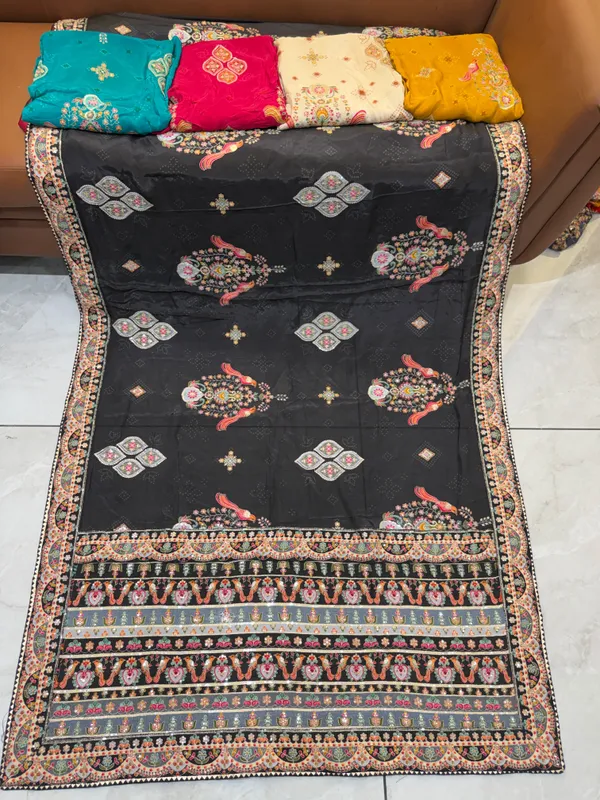 Black_Pure_Viscose_Saree_For_Women