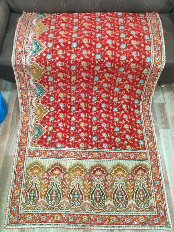 Red_Pure_Viscose_Saree_For_Women