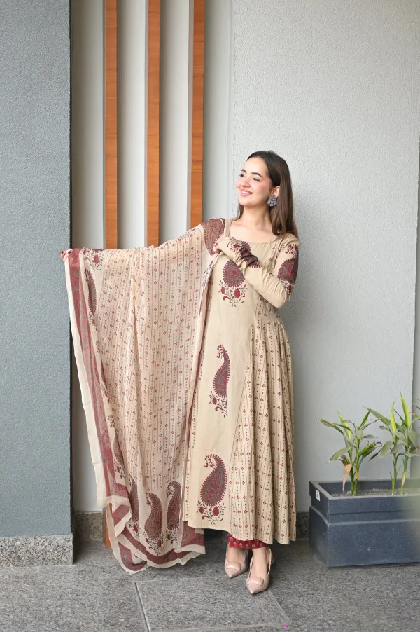 Women’s_Beige_Printed_Cotton_Kurta_Set_with_Dupatta