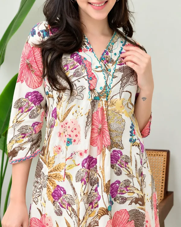Women’s_Floral_Printed_Rayon_Kurta_Set_with_Palazzo_Pants