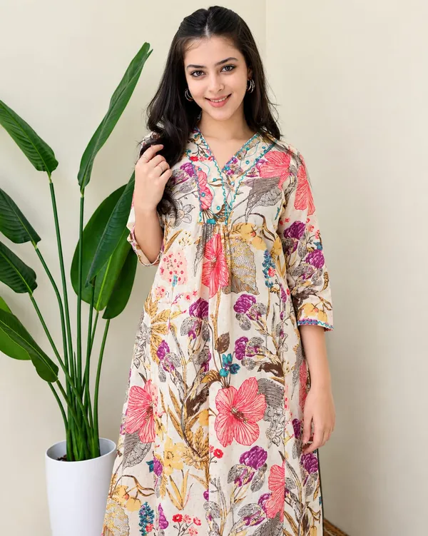 Women’s_Floral_Printed_Rayon_Kurta_Set_with_Palazzo_Pants