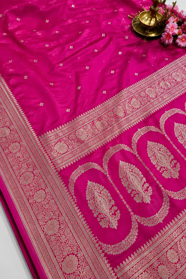 Premium_Mashru_Katan_Silk_Saree_Rich_Zari_Weaving_Traditional_Saree_Pink