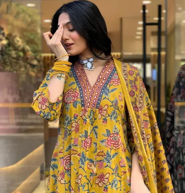 Yellow_Floral_Print_Kurta_Set_With_Dupatta_For_Women