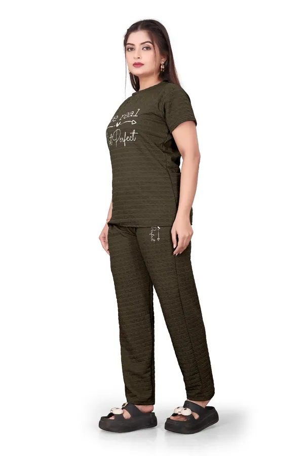 Olive_Green_Printed_T-Shirt_And_Jogger_Set_For_Women