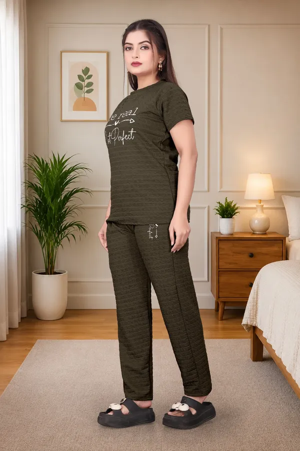 Olive_Green_Printed_T-Shirt_And_Jogger_Set_For_Women