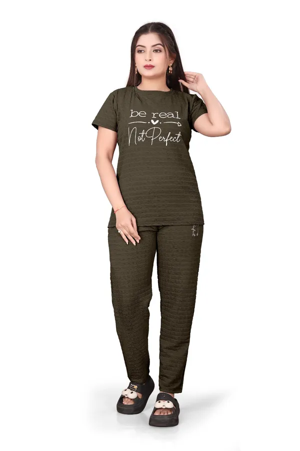 Olive_Green_Printed_T-Shirt_And_Jogger_Set_For_Women