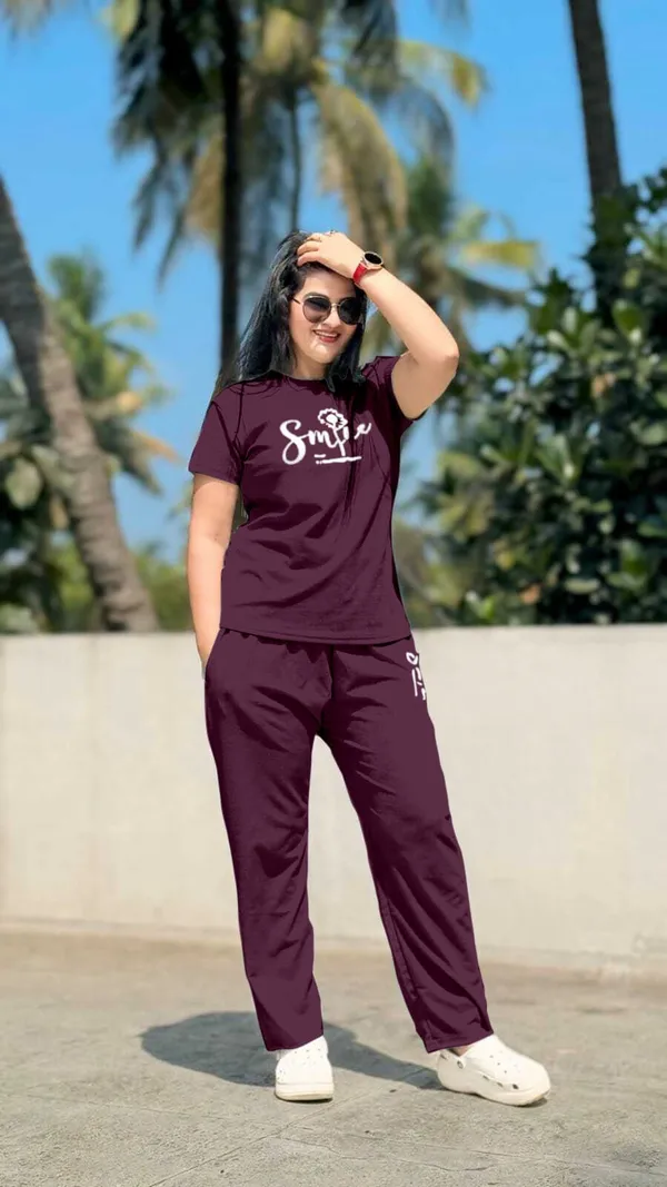 Maroon_Casual_T-Shirt_And_Jogger_Set_for_Women