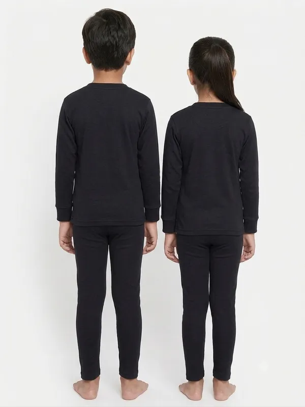 Black_Full_Sleeve_Thermal_Set_for_Kids
