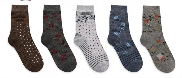 Multicolor_Crew_Fit_Socks_for_Women