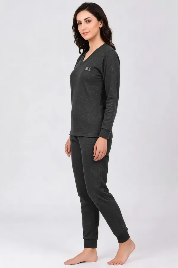 Charcoal_Knit_Relaxed_Fit_Tracksuit_Set_For_Women