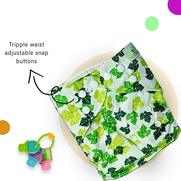 Green_Plastic_Cloth_Diaper_With_Insert_For_Baby
