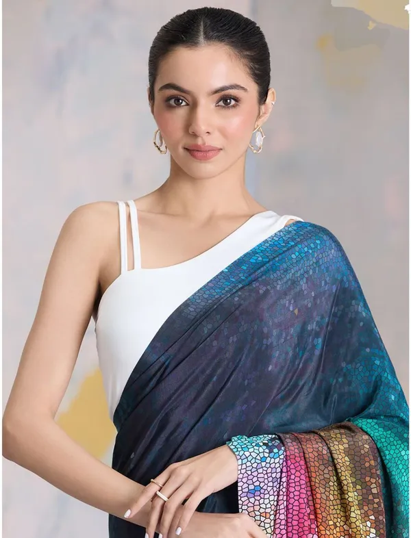 Multicolor_Gradient_Digital_Printed_Satin_Saree_Luxury_Designer_Party_Wear_Satin_Saree_For_Women