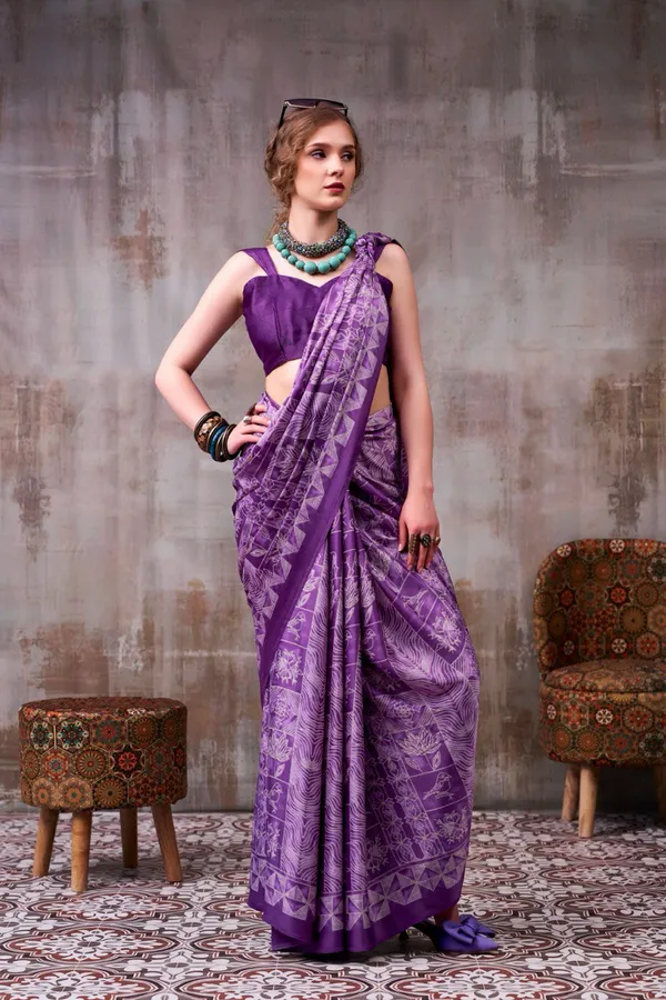 Purple_Geometric_Printed_Designer_Satin_Saree_Elegant_Contemporary_Party_Wear_Saree_For_Women
