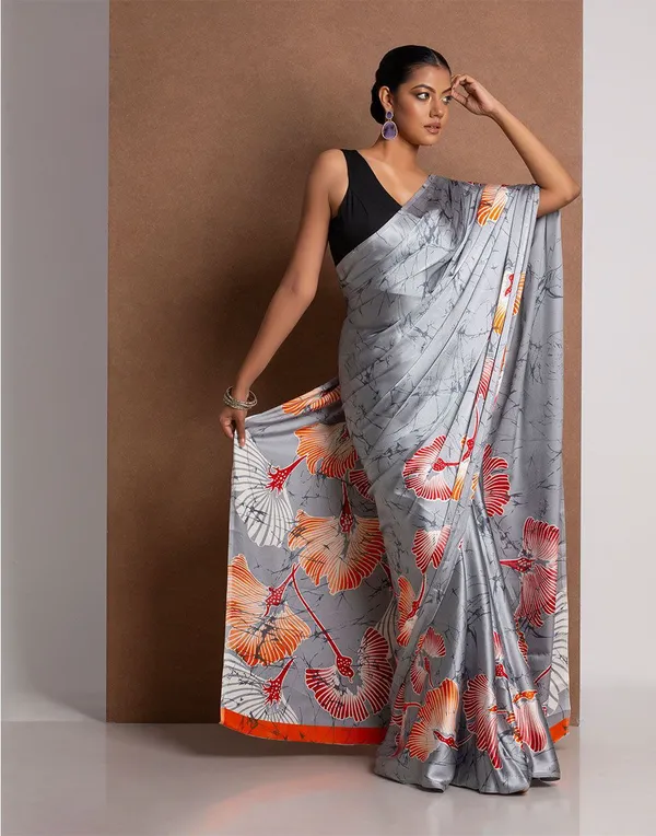 Silver_Grey_Abstract_Printed_Satin_Designer_Saree_Elegant_Party_Contemporary_Wear_Saree_For_Women