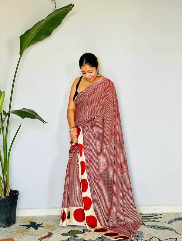 Rust_Red_Striped_Cotton_Saree_With_Bold_Polka_Dot_Border_Contemporary_Casual_Office_Wear_Saree_For_Women