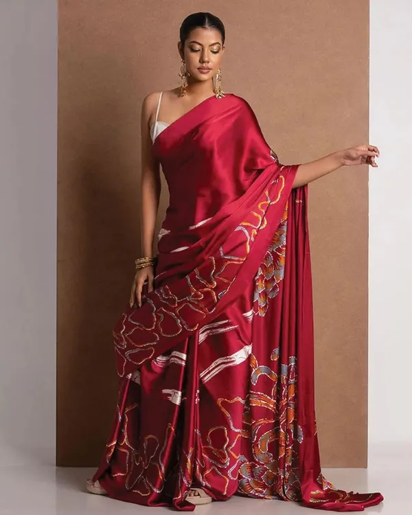Crimson_Red_Satin_Abstract_Floral_Designer_Saree_Elegant_Party_Festive_Wear_Saree_For_Women