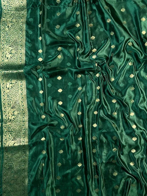 Emerald_Green_Banarasi_Silk_Saree_For_Women