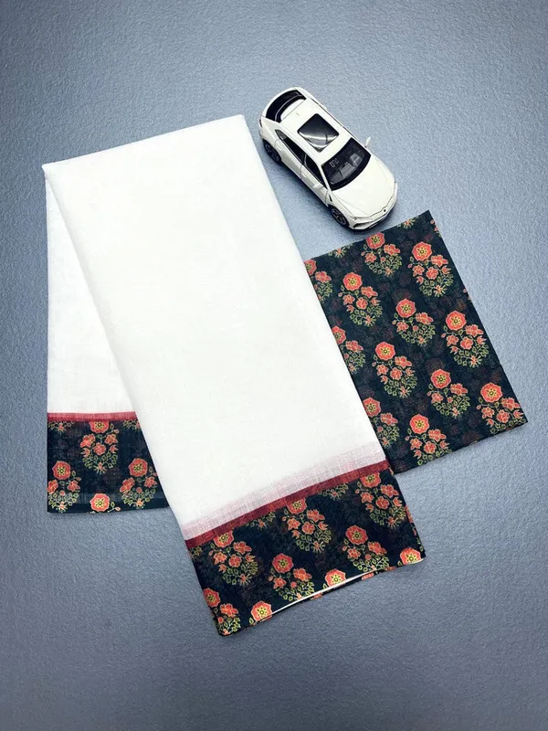 Off_White_Linen_Saree_With_Black_Floral_Printed_Blouse_Border