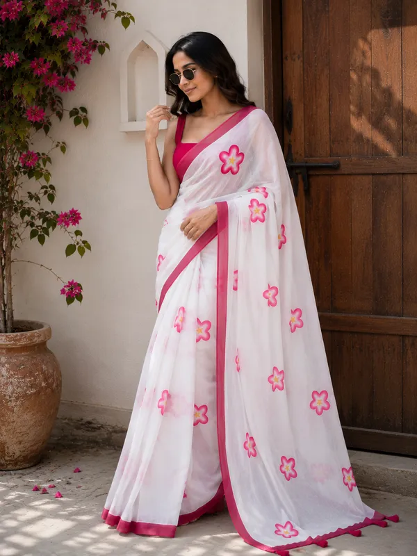 Pink_Floral_Handpaint_Linen_Saree_With_Plain_Border
