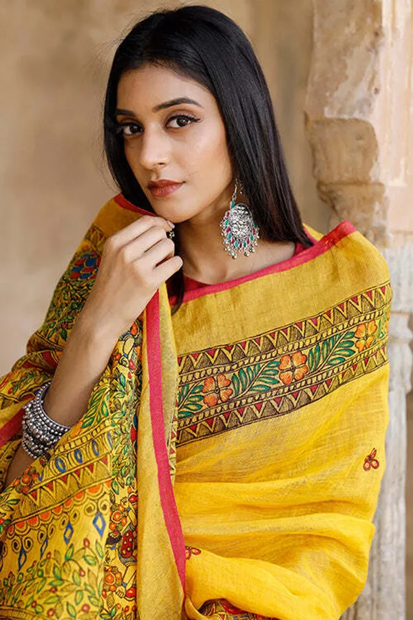 Yellow_Linen_Saree_With_Traditional_Folk_Art_Print