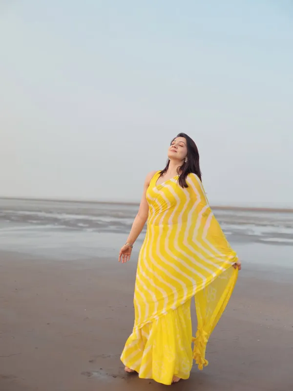 Radiant_Yellow_Leheriya_Saree