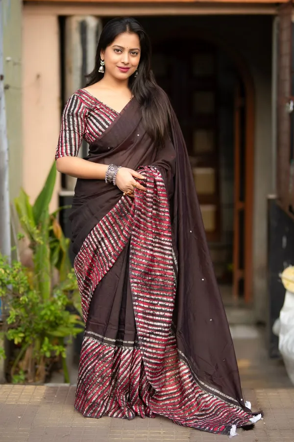 Brownie_Black_Double_Batik_Leheriya_Saree
