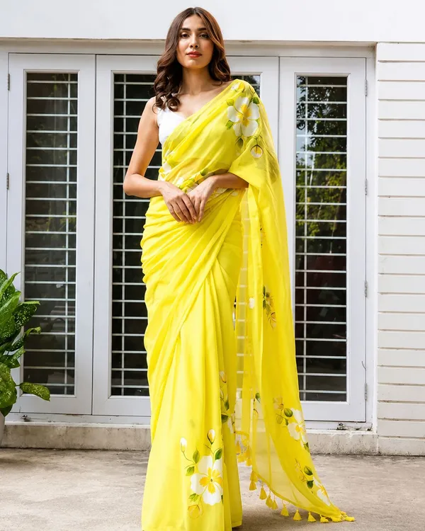 Radiant_Yellow_Hand_Painted_Floral_Saree