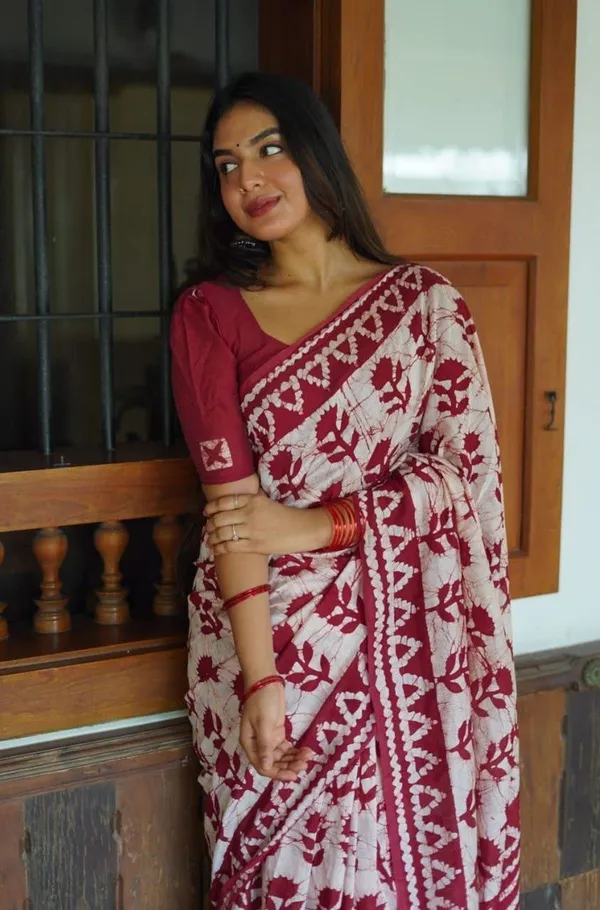 Crimson_Floral_Batik_Saree_With_Solid_Blouse
