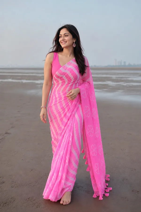 Pink_Leheriya_Chiffon_Saree_With_Bandhani_Pallu