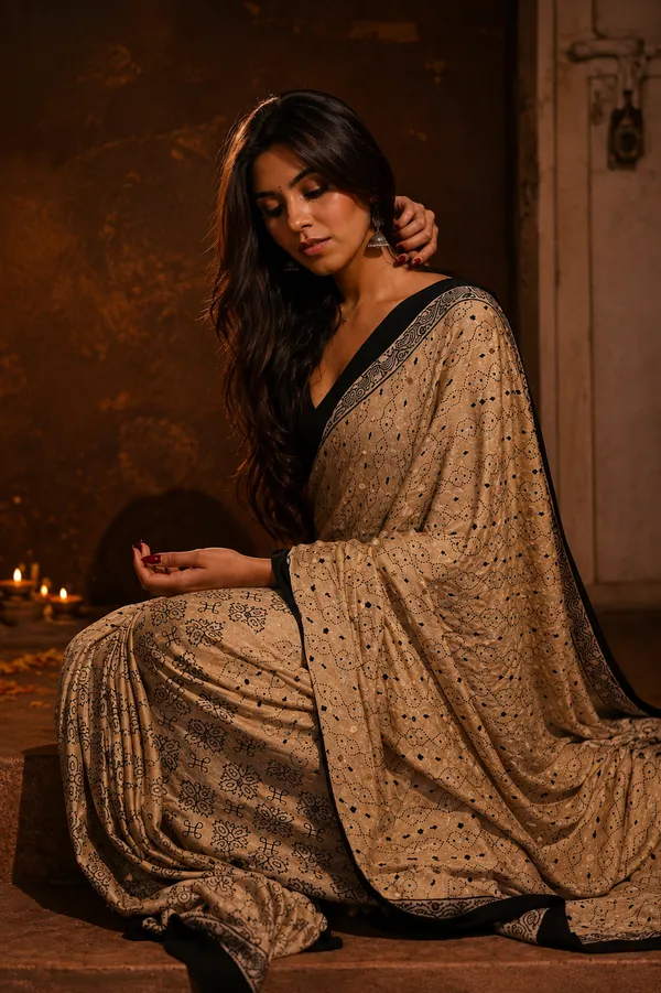 Ivory_Beige_Ajrakh_Gajji_Mirror_Work_Saree_With_Matching_Blouse_Piece