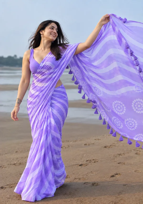 Lavender_Chiffon_Leheriya_Saree_with_Floral_Print_&_Tassel_Pallu