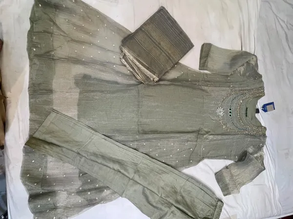Grey_Embellished_Ethnic_Suit_Set_for_Women