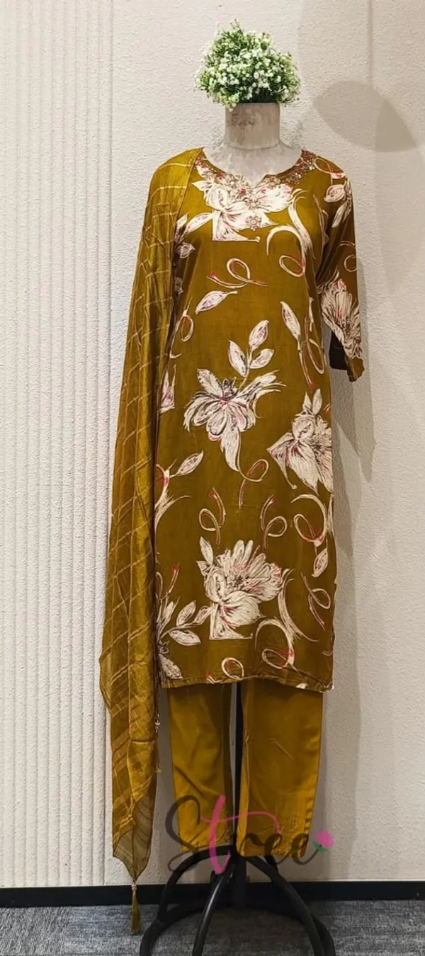 Mehendi_Floral_Print_Straight_Kurta_Set_For_Women