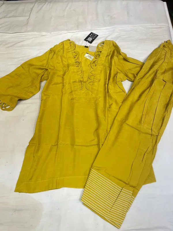 Yellow_Embellished_Kurta_Pant_Set_For_Women