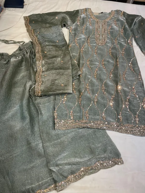 Grey_Embroidered_Ethnic_Suit_Set_for_Women