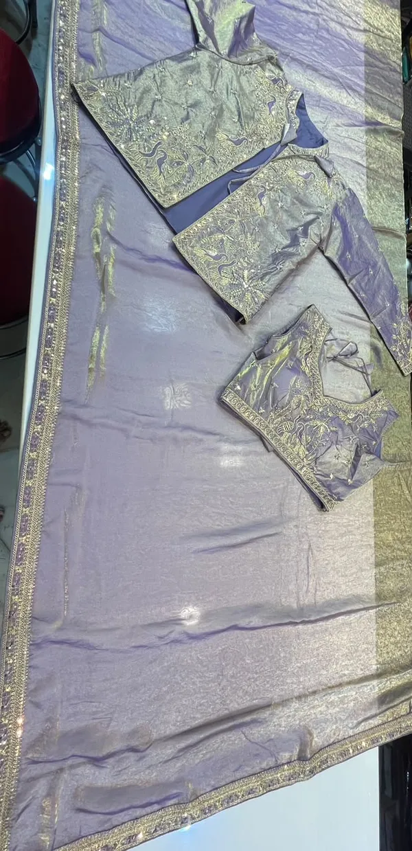 Lavender_Embroidered_Saree_Set_for_Women