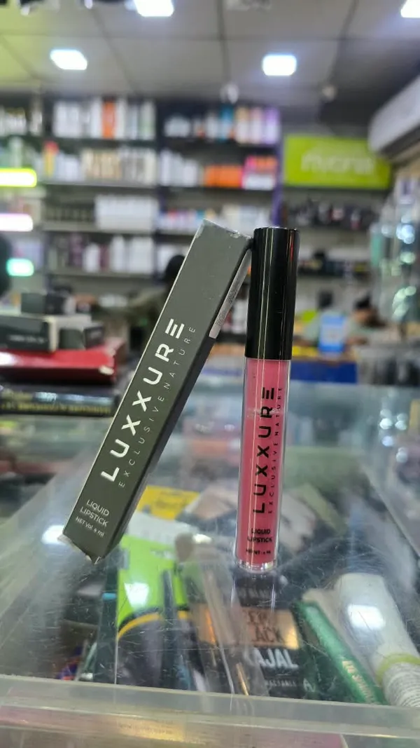 Luxxure_Pink_Liquid_Lipstick(ROSE_CORAL09)