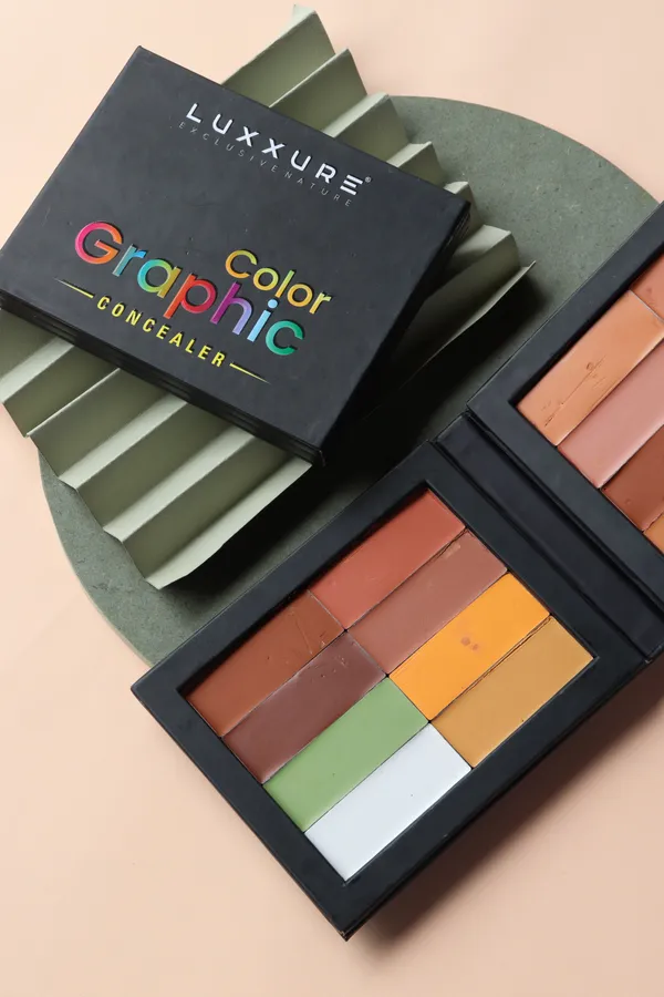 Luxxure_Color_Graphic_Concealer_Palette