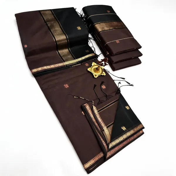 Kancheepuram_Light_Weight_Very_Soft_Little_Border_Saree_With_Running_Blouse