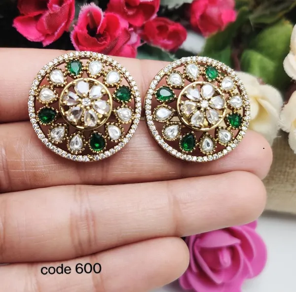 Gold-Tone_Green_Stone_Floral_Stud_Earrings_for_Women