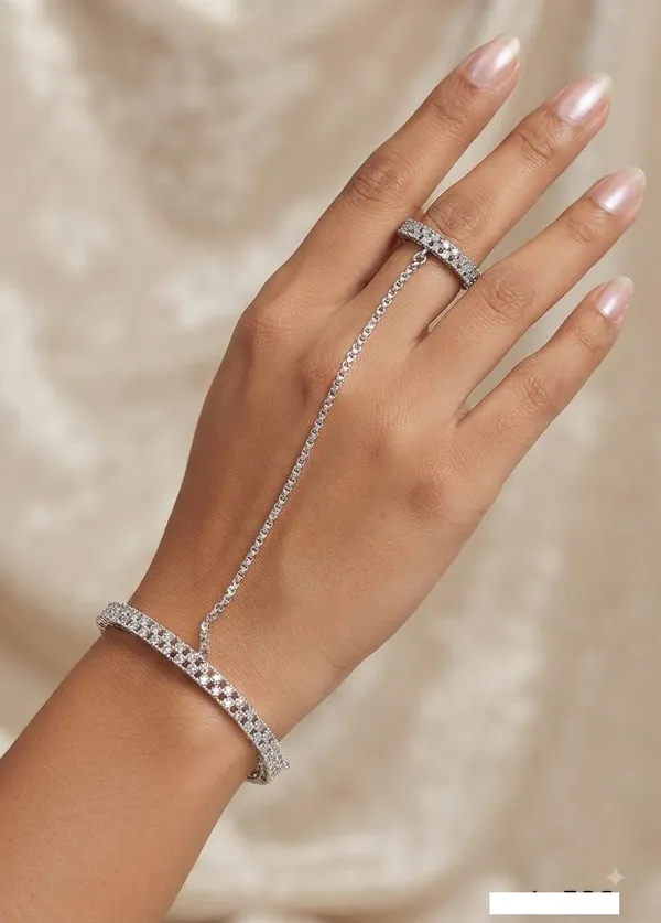Silver_Crystal_Hand_Harness_Bracelet_Ring_for_Women
