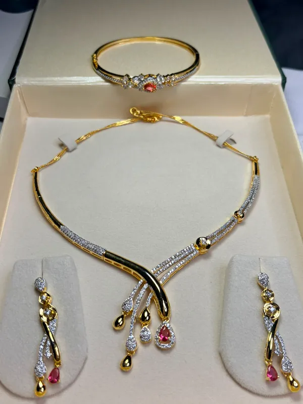 Gold_Tone_Necklace_Earrings_And_Bracelet_Set_for_Women