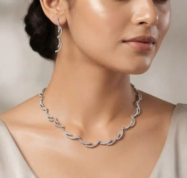 Silver_Tone_Stone_Embellished_Necklace_And_Earrings_Set_for_Women