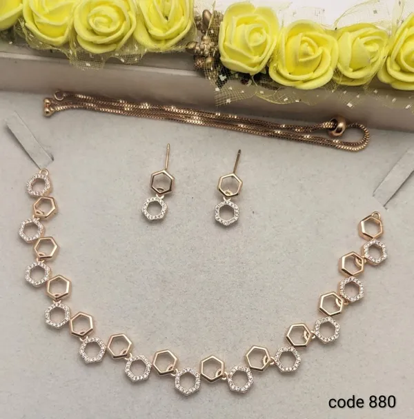 Gold_Tone_Geometric_Necklace_Set_For_Women