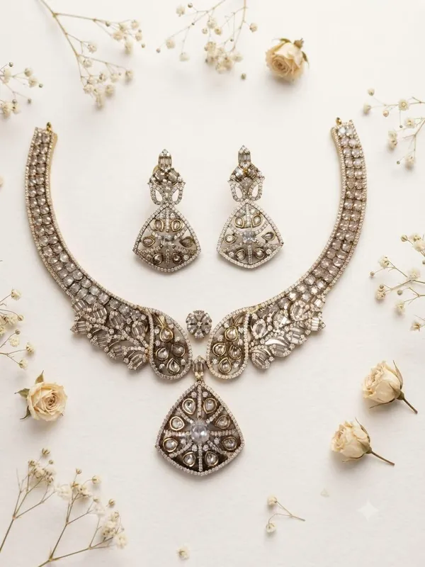 Silver_Tone_Stone_Studded_Necklace_Set_for_Women