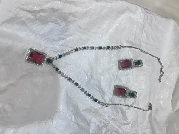 Multicolour_Stone_Necklace_And_Earrings_Set